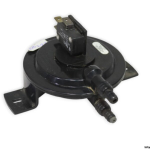Cleveland Control RSS-495-343 AIR Pressure Switch