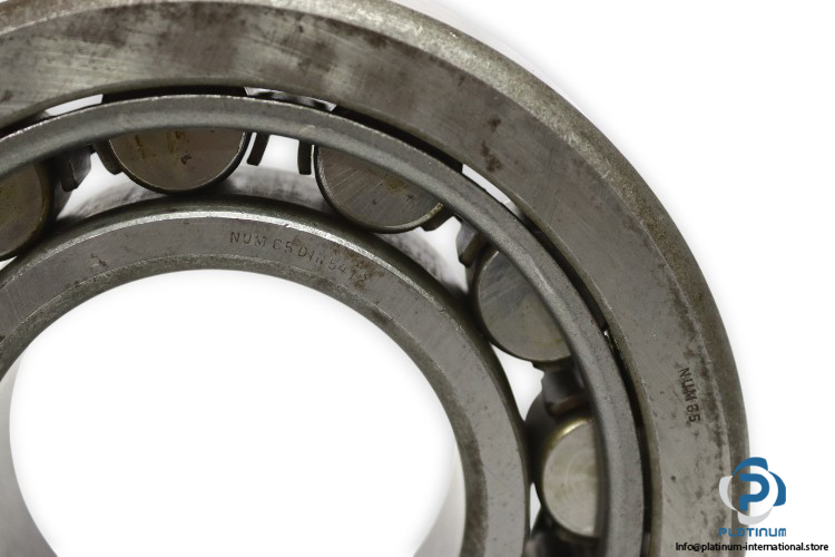 dwb-NUM-65-DIN-5412-roller-bearing-used-2