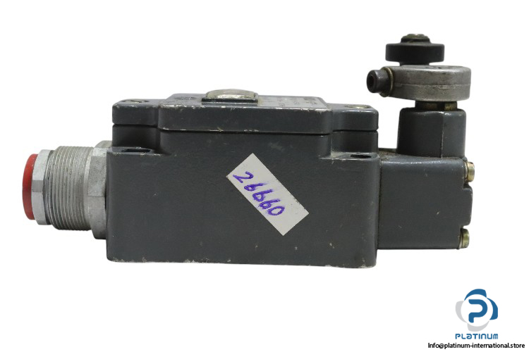 aeg-GTG-13-SL_910-154-152-00-limit-switch-(used)-2