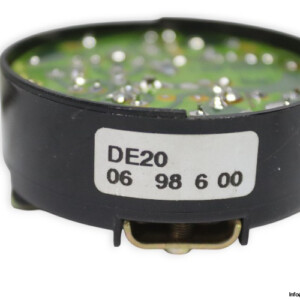 terraneo-DE20-043-985-circuit-board-circle-(new)