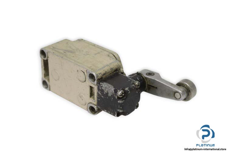 feinpruf-perthen-V-KABEL-limit-switch-with-roller-lever-actuator-(used)
