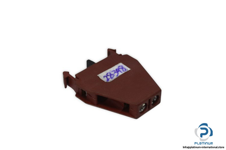 general-electric-cema-P9B02VN-contact-block-(Used)