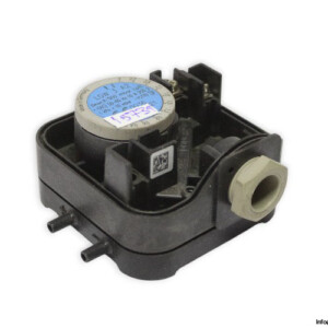 dungs-LGW-3-A2-differential-pressure-switch-(used)