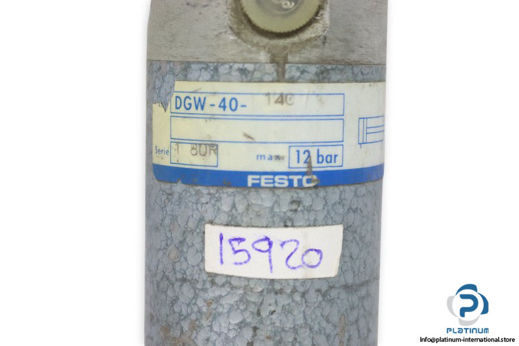festo-DGW-40-140-round-cylinder-(used)-1