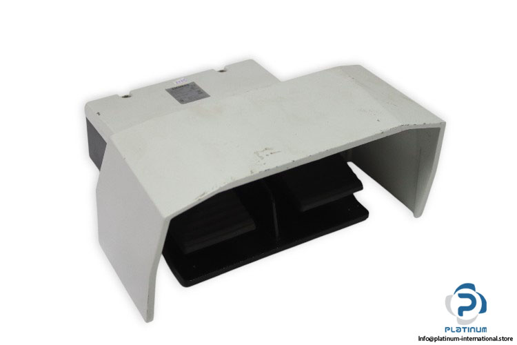 siemens-3SE2-932-1AA20-foot-switch-(new)