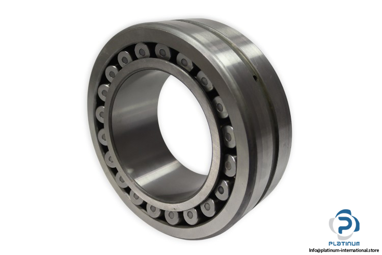 snr-23226-K-F107-spherical-roller-bearing-new-1