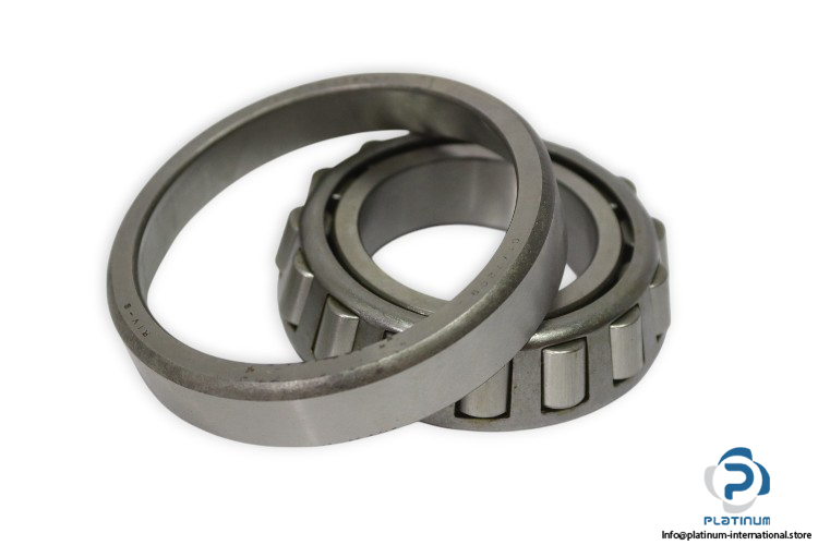 riv-01_7209-tapered-roller-bearing-used