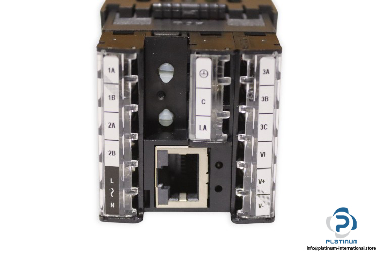 eurotherm-EPC3016_V0142-temperature-controller(new)-4