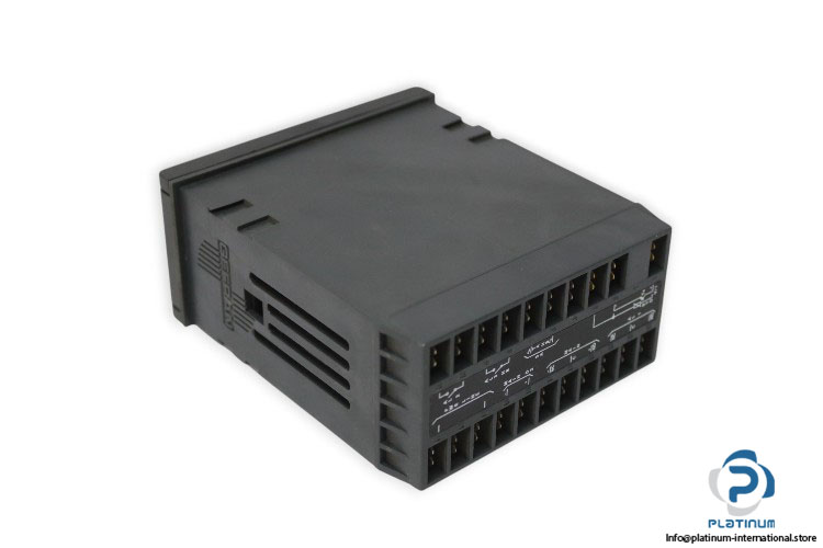 gefran-1000-R0-1R-0-1-pid-temperature-controller-(new)-1
