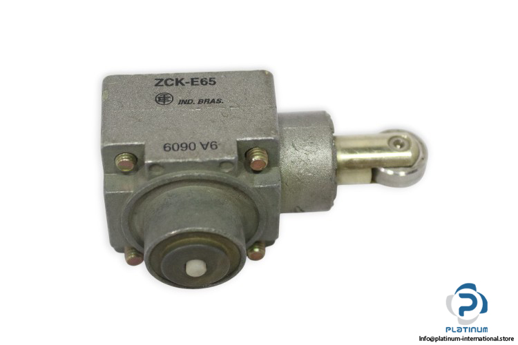 telemecanique-zck-e65-limit-switch-head(used)-1