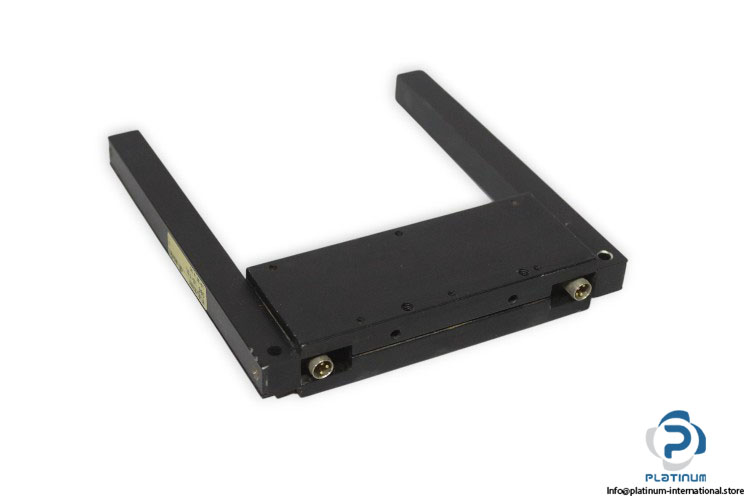 di-soric-OGU-100_170-P3-TSL-Fork-light-barrier-(Used)