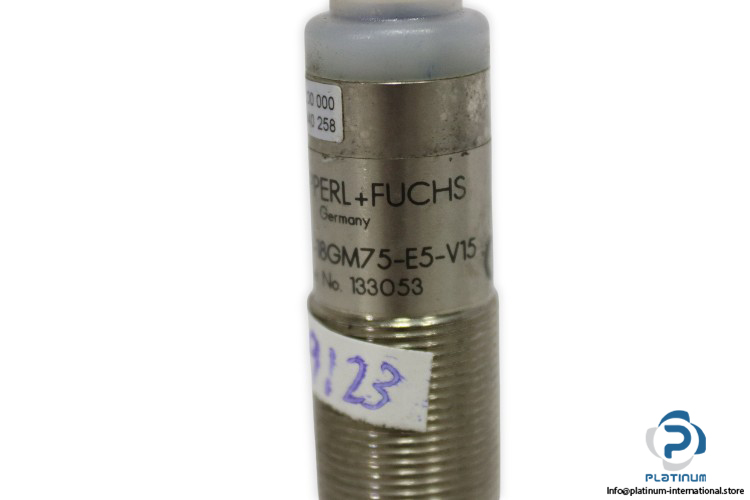 pepperl-fuchs-UB500-18GM75-E5-V15-ultrasonic-sensor-(Used)-3