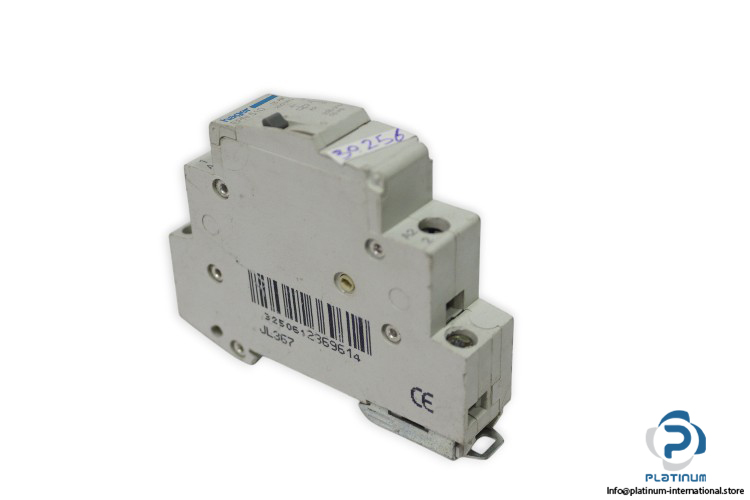 hager-EPN-510-latching-relay-(used)
