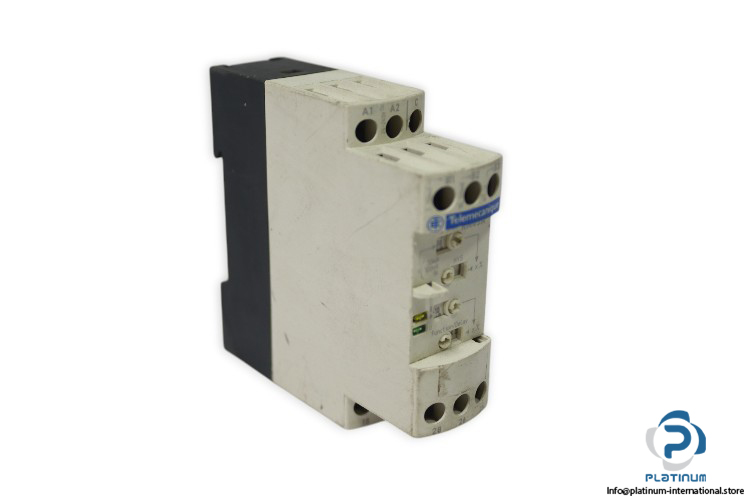 telemecanique-RM4JA31MW-current-measurement-relay-(used)