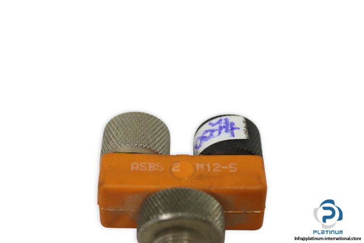 lumberg-automation-ASBS-2-M12-5-t-connector-(used)-2