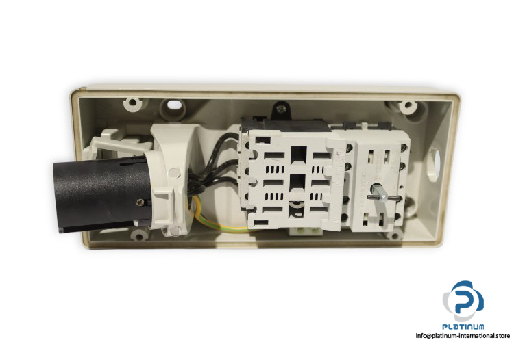 scame-563.1686-interlocked-socket-new-3