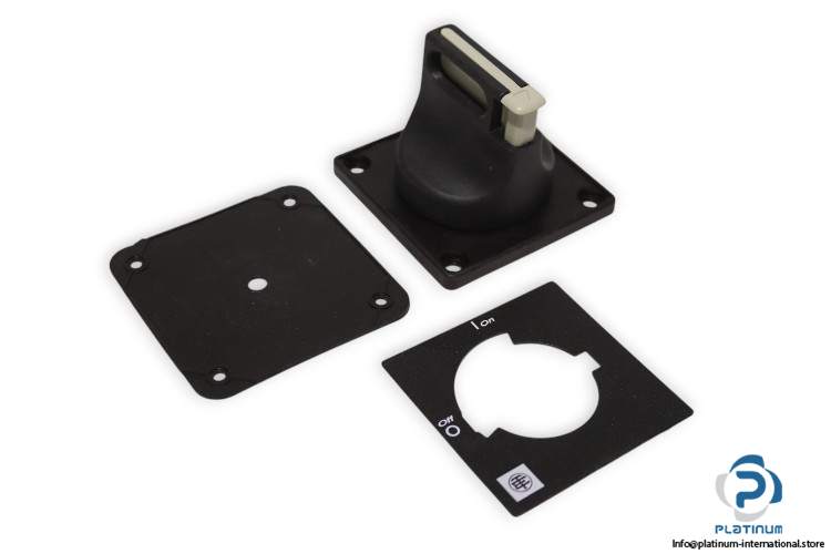 telemecanique-KAF1PZ-handle-and-front-plate-new