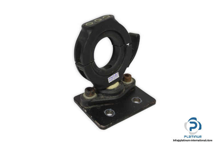 igus-TR.40.006-clamping-ring-used
