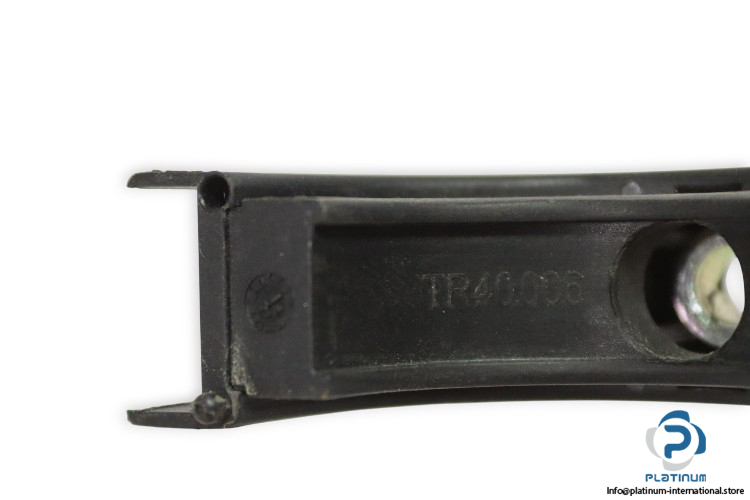 igus-TR.40.006-clamping-ring-used-3