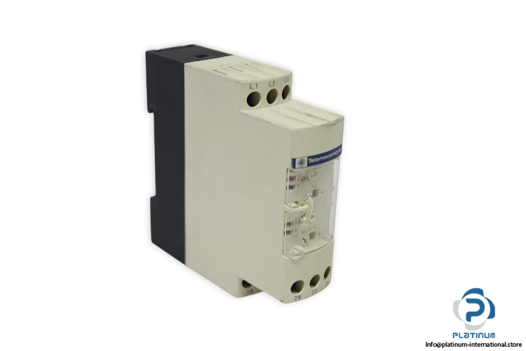 telemecanique-RM4TR32-three-phase-network-control-relay-new