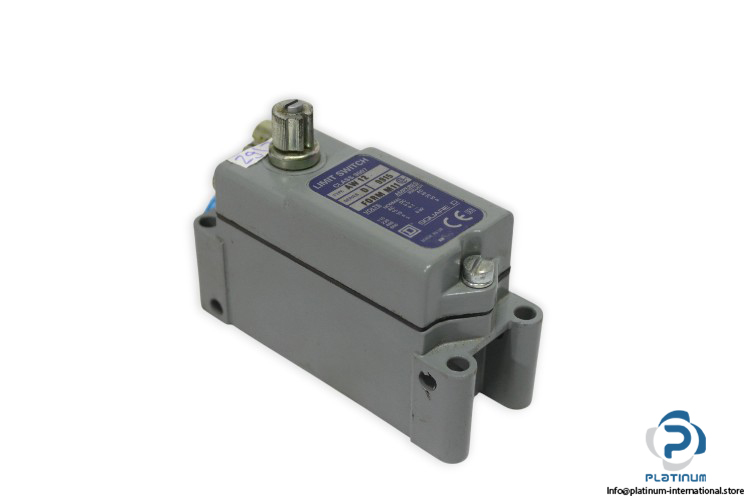 square-d-AW-12-limit-switch-(New)