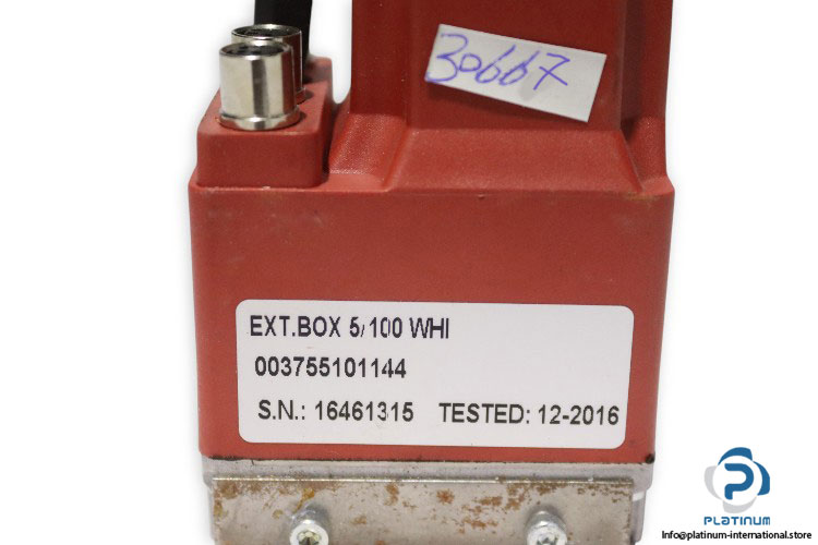 EXT.BOX-5-100-WHI-servo-controller(used)-2