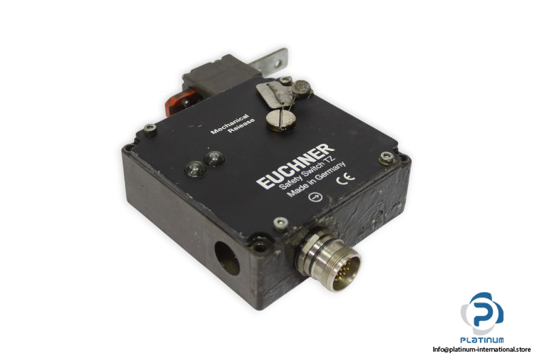 euchner-tz1re024rc18vab-c1826-safety-switch(used)