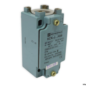 Telemecanique ZCK-J2H29 Limit Switch
