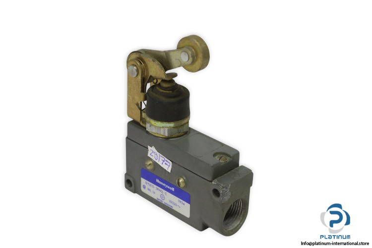 honeywell-DTE7S-2RN2-C-micro-switch-(Used)