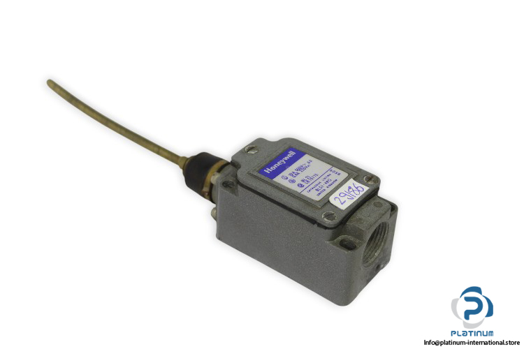 honeywell-8LS1-4PG-limit-switch-(Used)