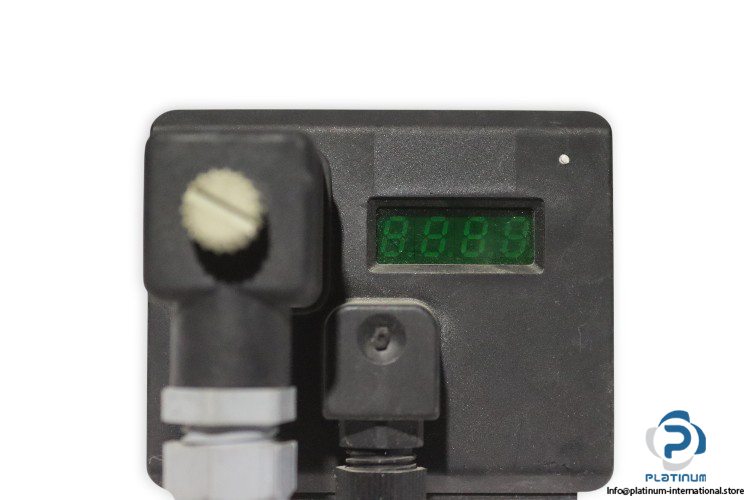 Schmid-ea1306p9-digital-pressure-gauge-with-sensor(used)-1