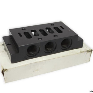Parker PL3-1/2-70 Manifold Block