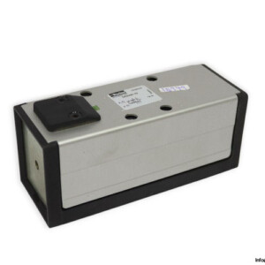 parker-DX2-421-70-single-solenoid-valve-(new)