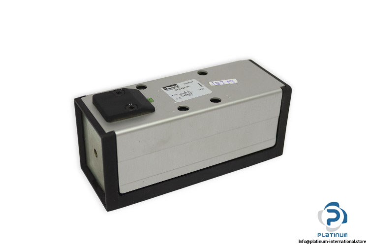 parker-DX2-421-70-single-solenoid-valve-(new)