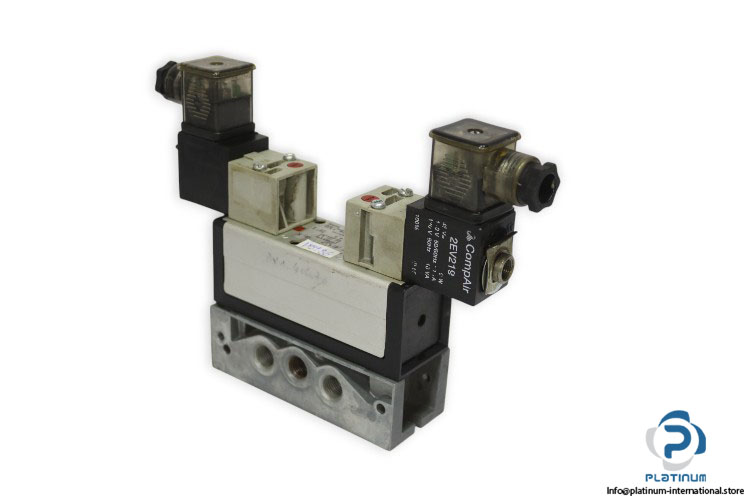 siebe-pneumatics-DX1.406.70-double-solenoid-valve-(used)