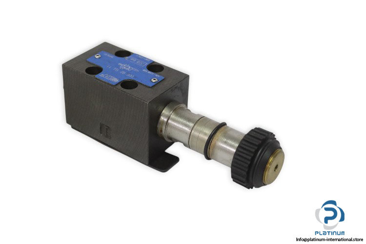 daf-DDE-02-1LL-11-hydraulic-directional-control-valve-(new)