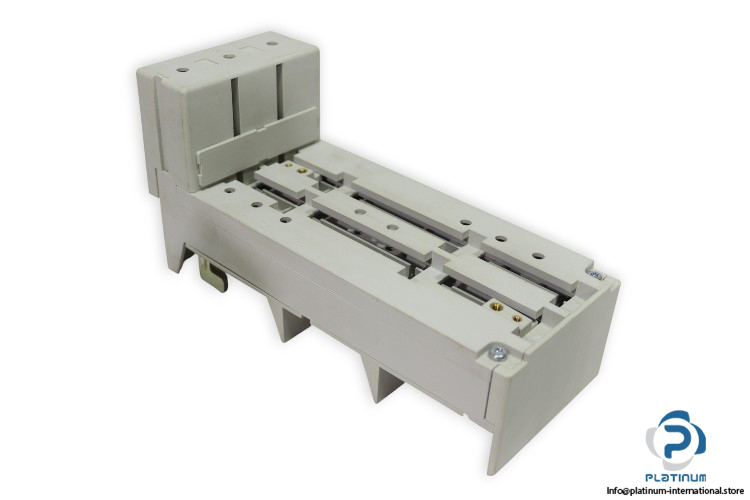 rittal-SV-9342.550-circuit-breaker-adaptor-(New)
