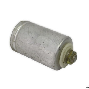 siemens-B41072-L8478-T-capacitor-(Used)