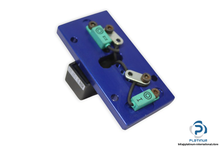 Pepperl-fuchs-NBN2-F583-060S3-E8-V1-inductive-power-clamp-sensor-(New)-2