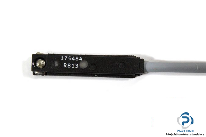 FESTOSMT-8-PS-S-LED-24-BPROXIMITYSENSOR-5-logo.jpg
