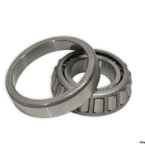 nsk-HR-30207J-tapered-roller-bearing-(new)