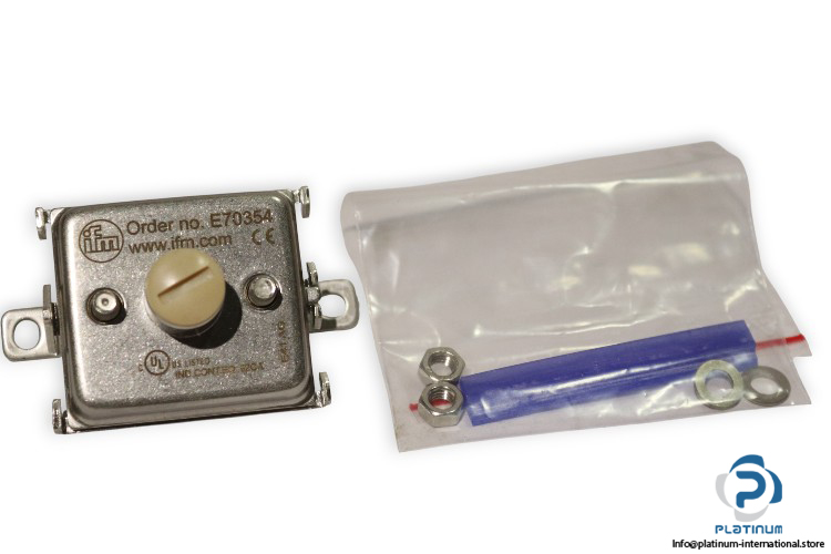 ifm-E70354-interface-flat-cable-splitter-(New)