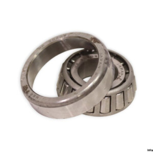 nsk-HR-30203J-tapered-roller-bearing-(used)