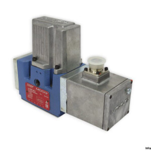 Moog D661-4612 Servo Proportional Valve