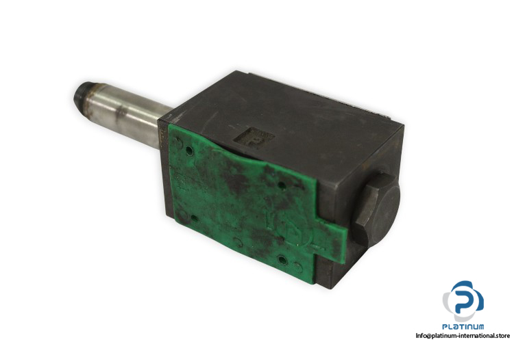 Roquet-5evp1d18c02r110-50-solenoid-operated-directional-valve-VALVE-WITHOUT-COIL(used)-2