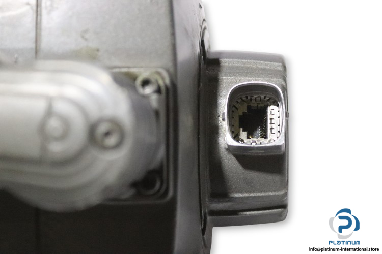 siemens-1FT7086-1AF70-1CH1-synchronous-motor-(used)-2
