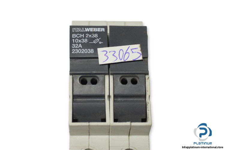 italweber-BCH-2X38-fuse-switch-holder-(New)-1