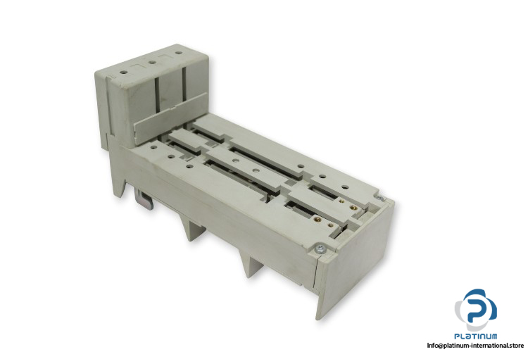 rittal-SV-9342.550-circuit-breaker-adaptor-(Used)