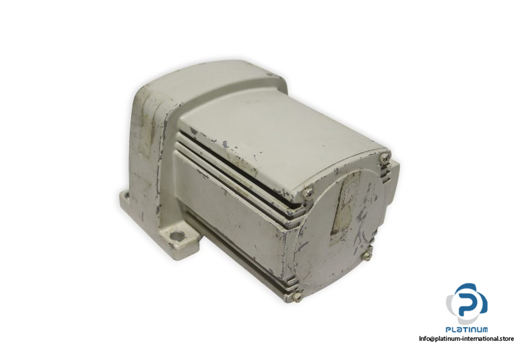 mitsubishi-GM-H-gear-motor-(used)-1