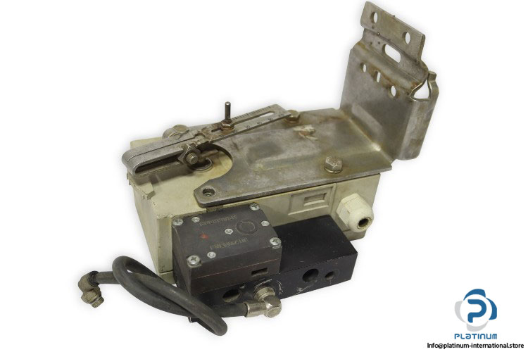 siemens-6DR3000-1N_2N-electro-pneumatic-positioner-(used)-1